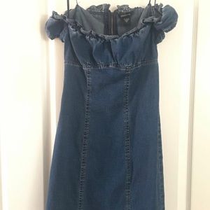 Woman denim off-the shoulder dress size 0